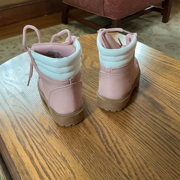 Rugged Bear Toddler Hiking Outdoor Waterproof Lace-Up Boots in Pink sz 7 NWOT - Picture 6 of 8